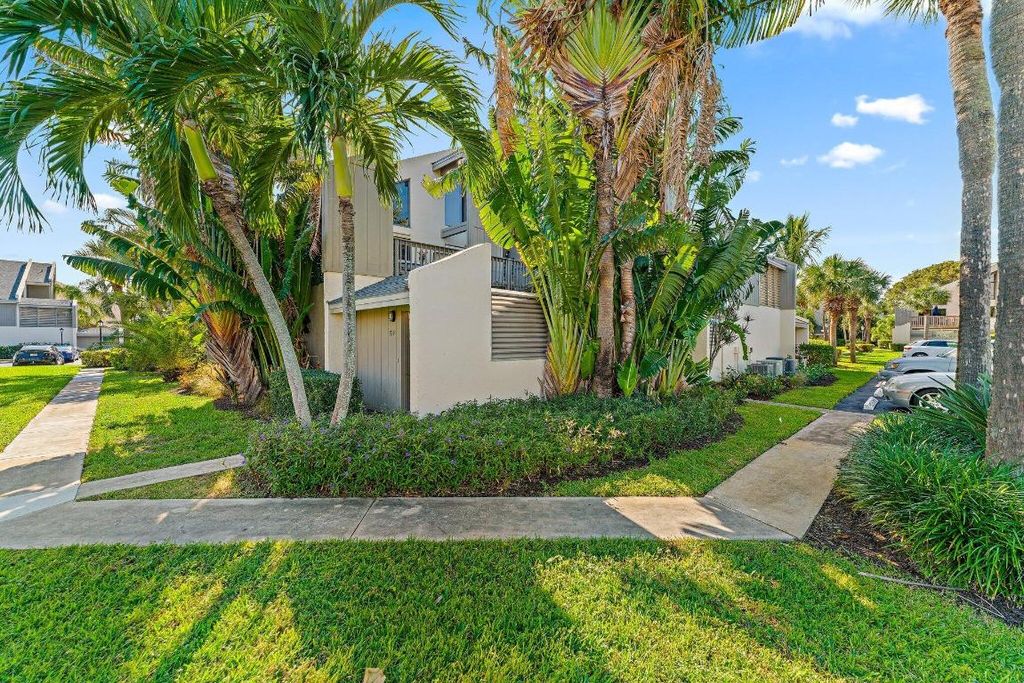 Photo of 1605 S Us Highway 1 #Sl 5f, Jupiter, FL 33477 (MLS # R10914394)