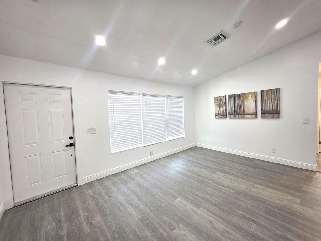 Photo of 490 13th Lane SW, Vero Beach, FL 32962 (MLS # B26005869)