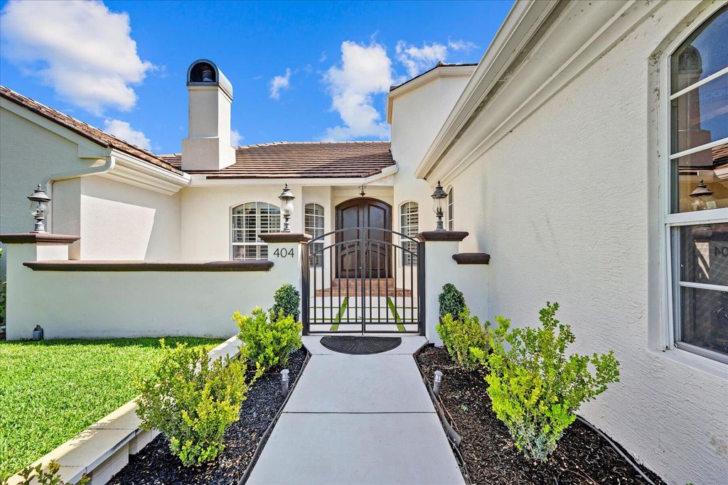 Photo of 404 Indigo Avenue, Wellington, FL 33414 (MLS # R10897572)