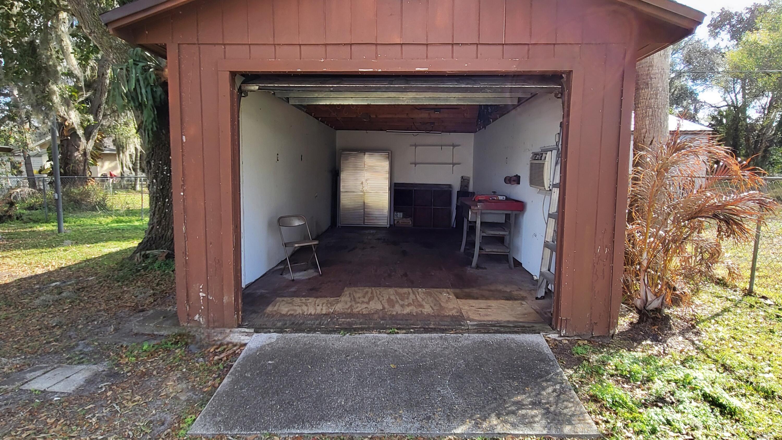 BET-HER ACRES - Residential