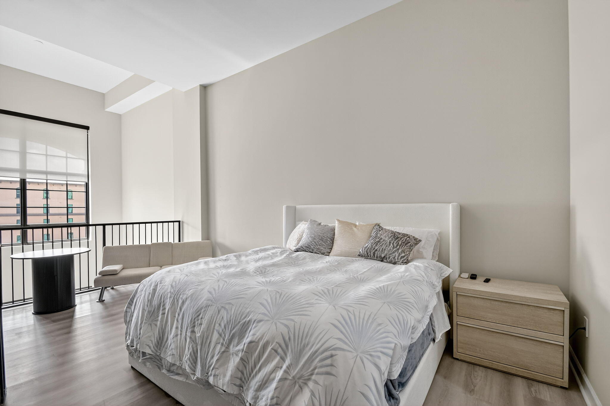 ONE CITY PLAZA CONDO - Residential