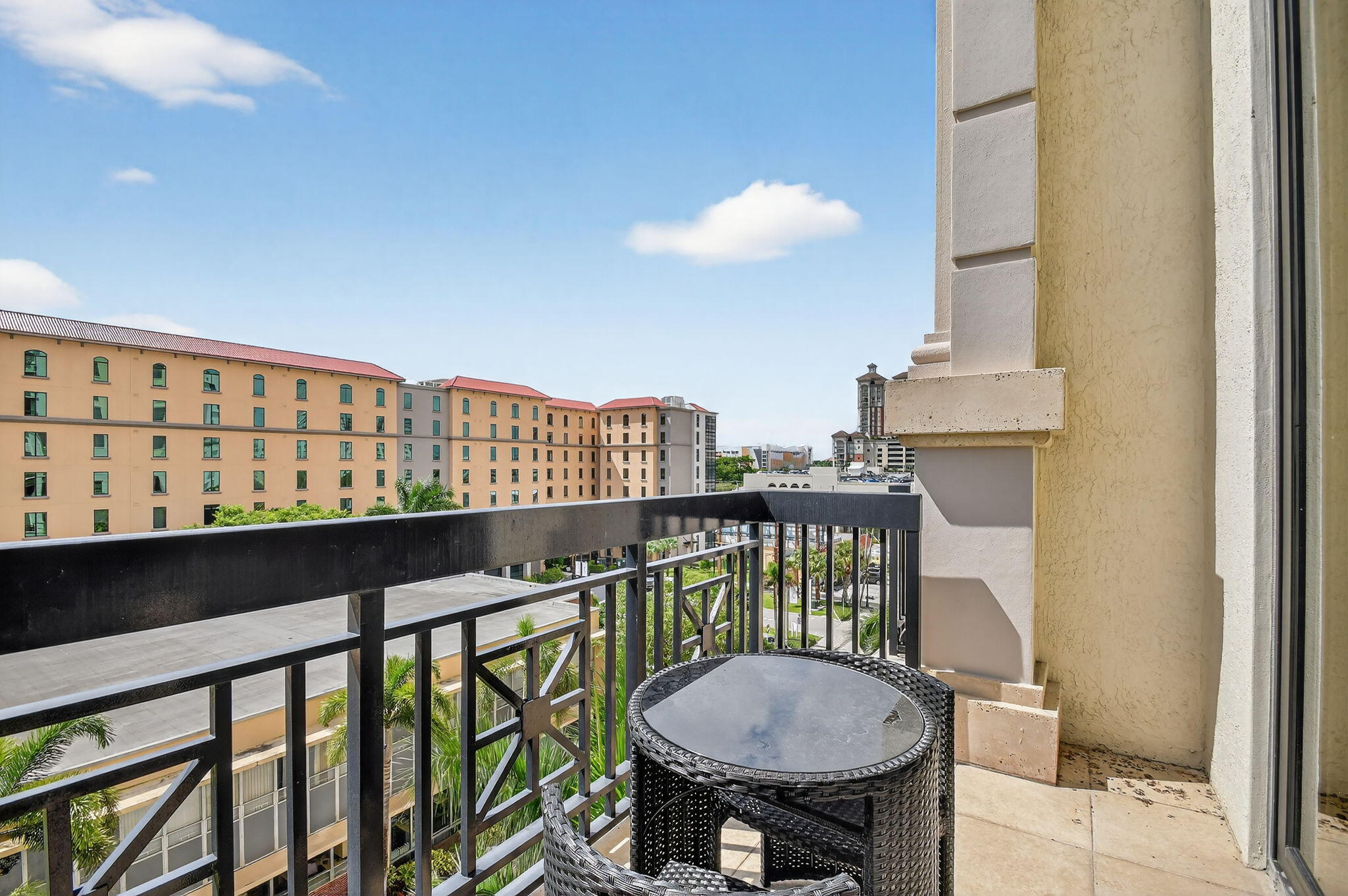 ONE CITY PLAZA CONDO - Residential