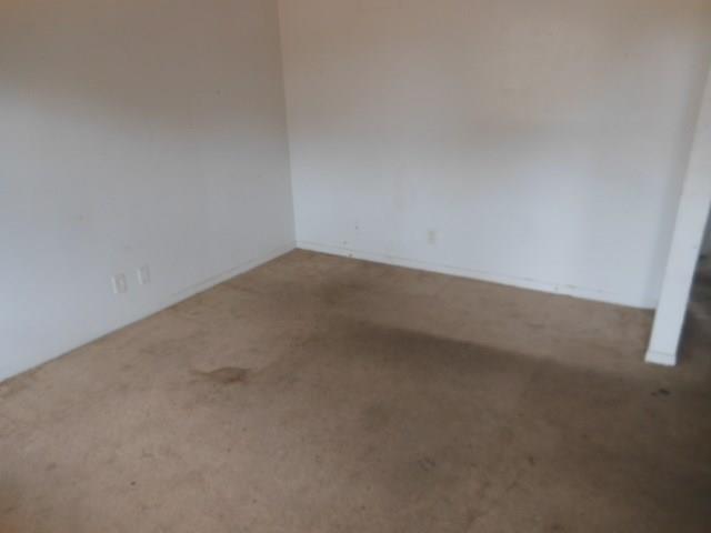 COURTS AT OAKLAND PARK - Residential