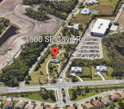 Property photo of 1500 Se Cove Road, Stuart, FL