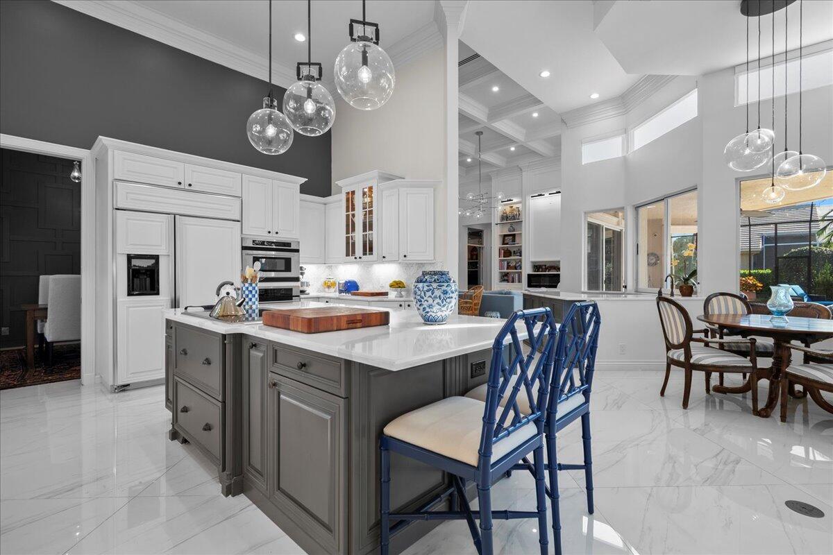 BREAKERS WEST 16 - Residential