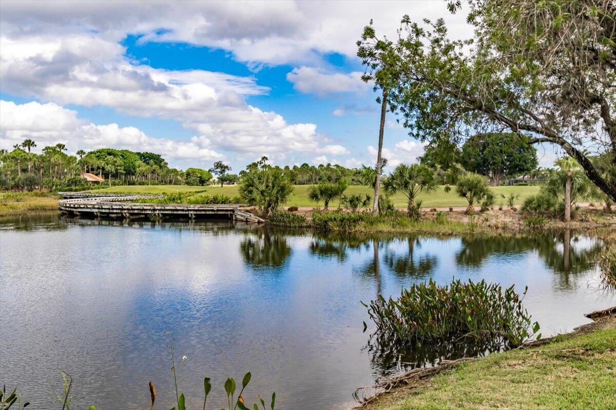 BREAKERS WEST 16 - Residential