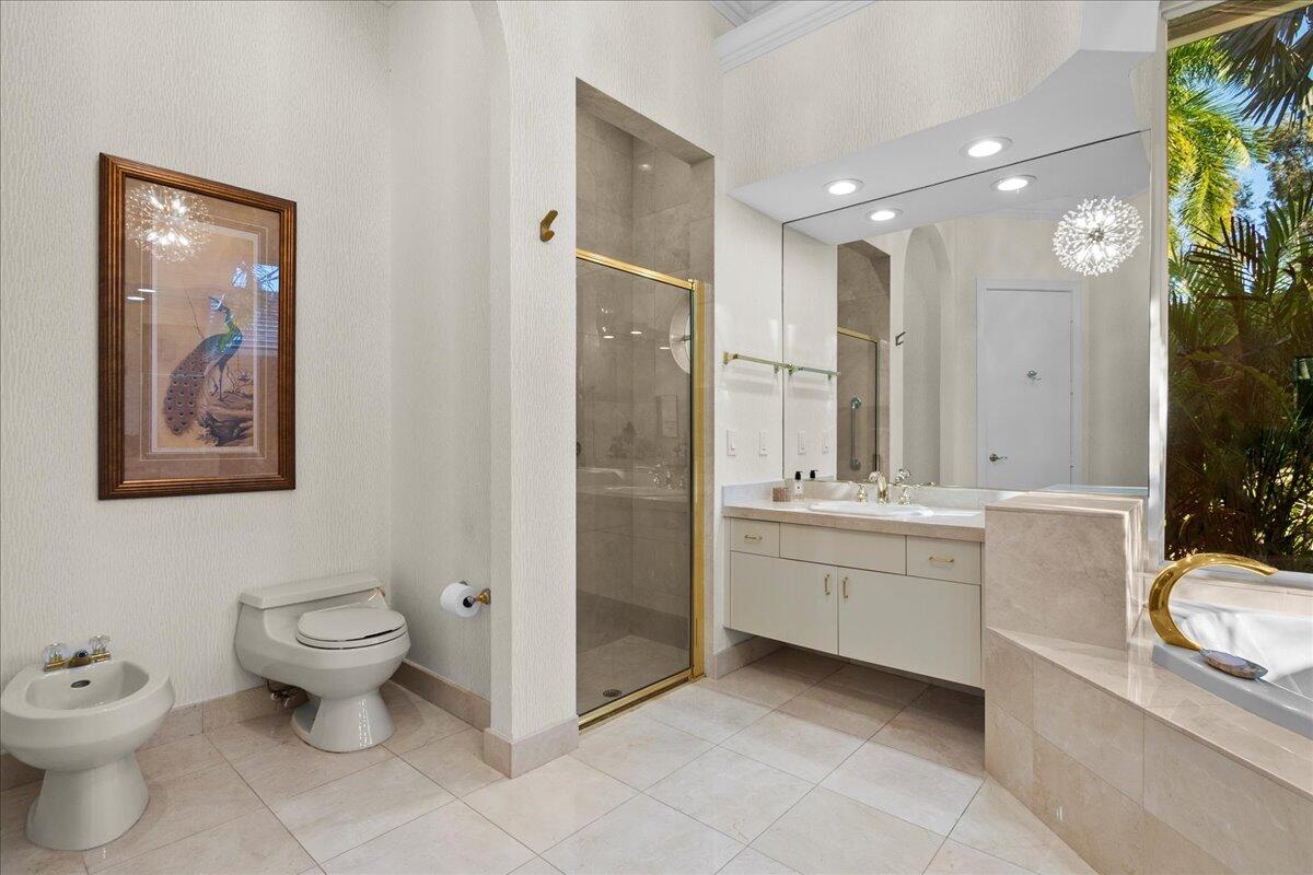 BREAKERS WEST 16 - Residential