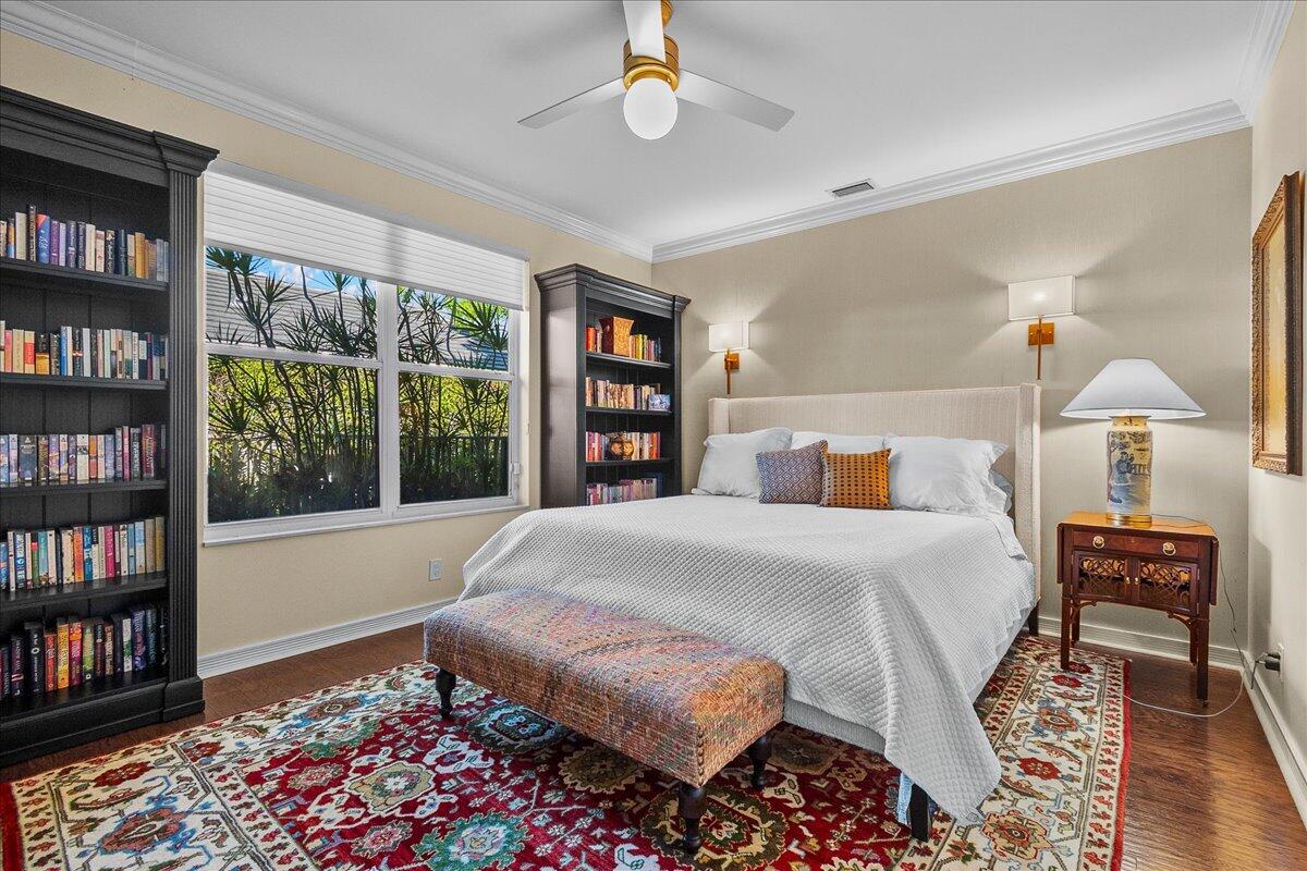 BREAKERS WEST 16 - Residential