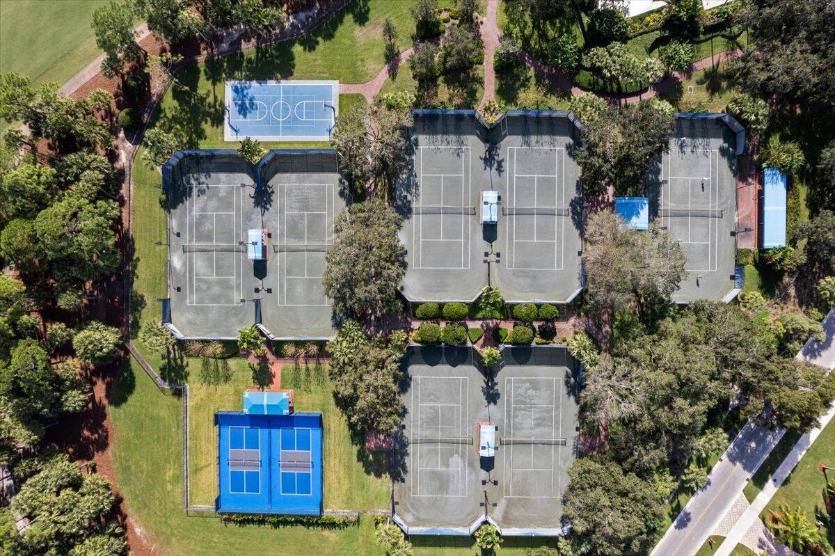 BREAKERS WEST 16 - Residential