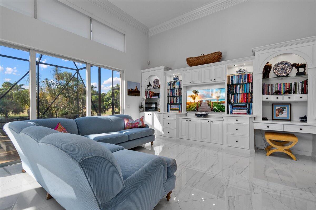 BREAKERS WEST 16 - Residential