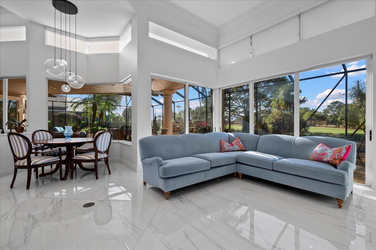 BREAKERS WEST 16 - Residential