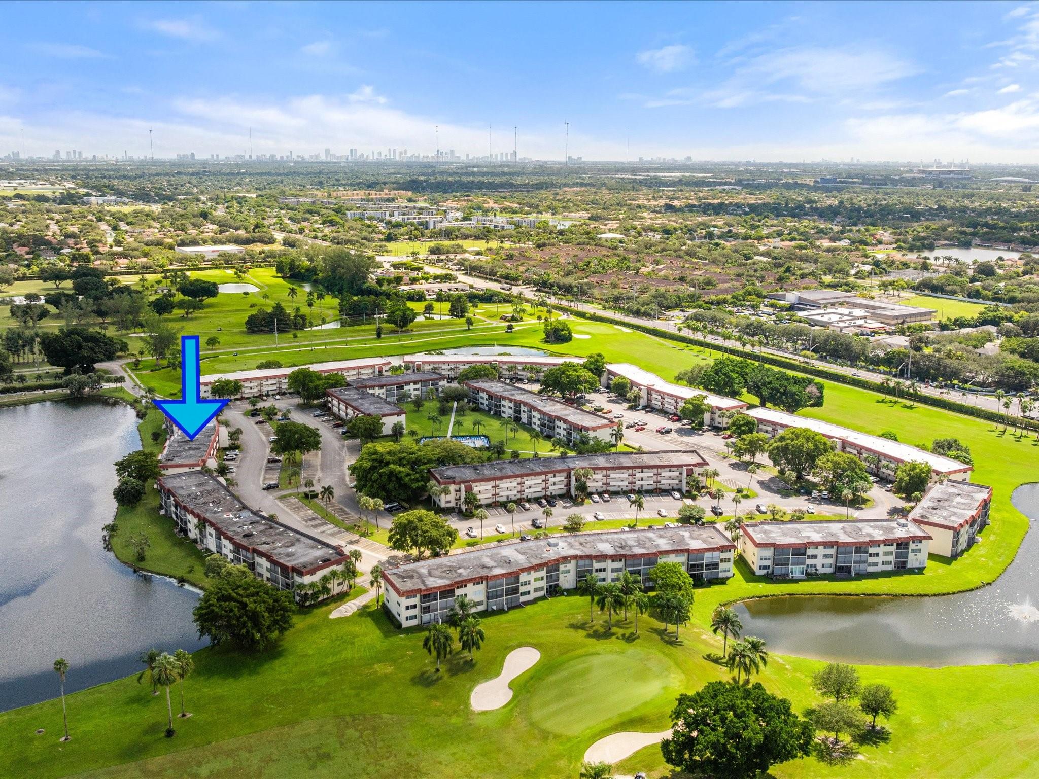 Hollybrook Golf & Tennis - Residential