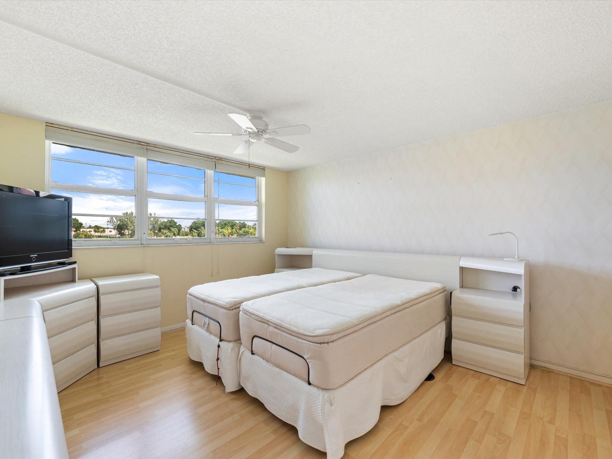 Hollybrook Golf & Tennis - Residential
