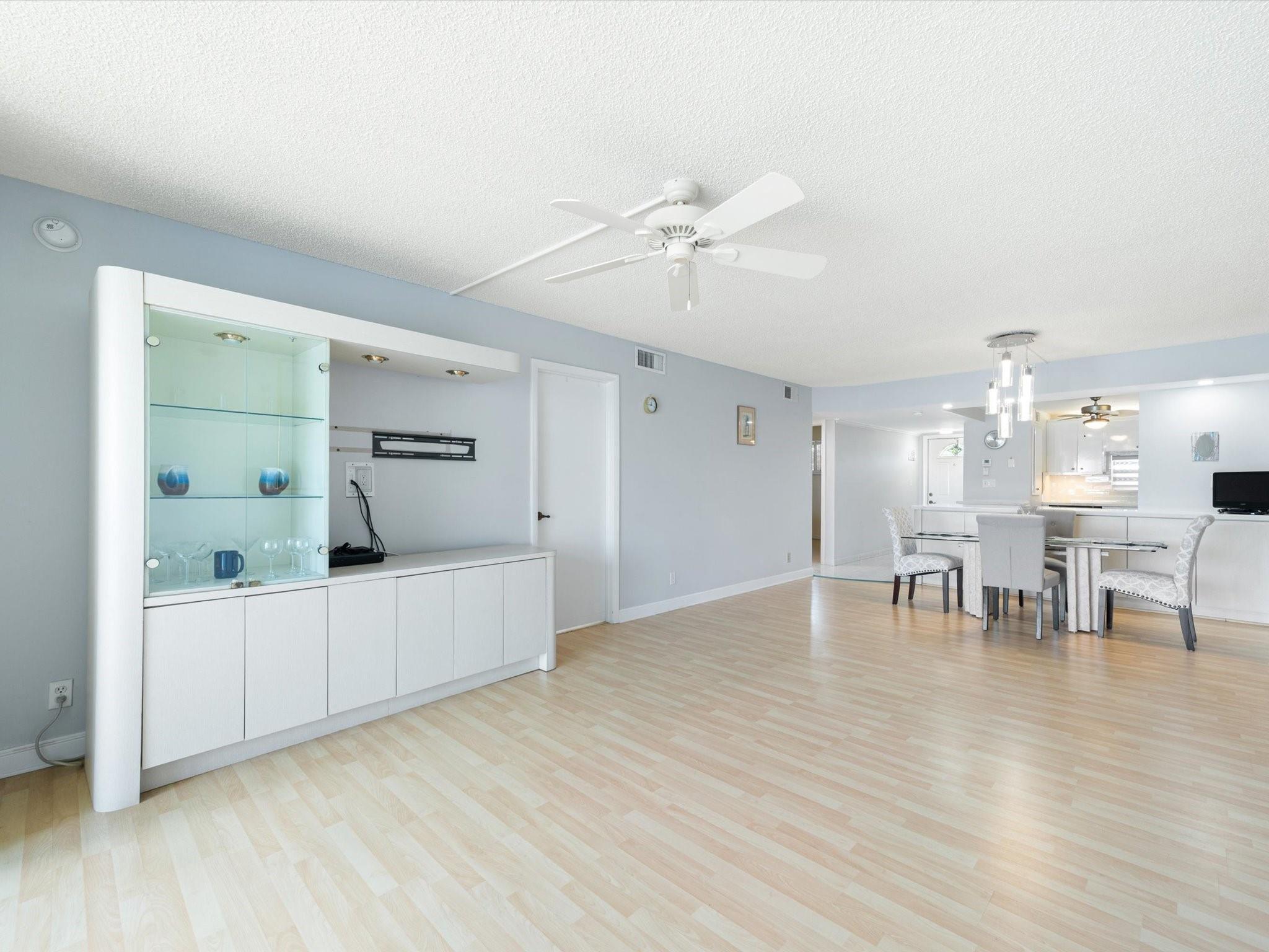 Hollybrook Golf & Tennis - Residential