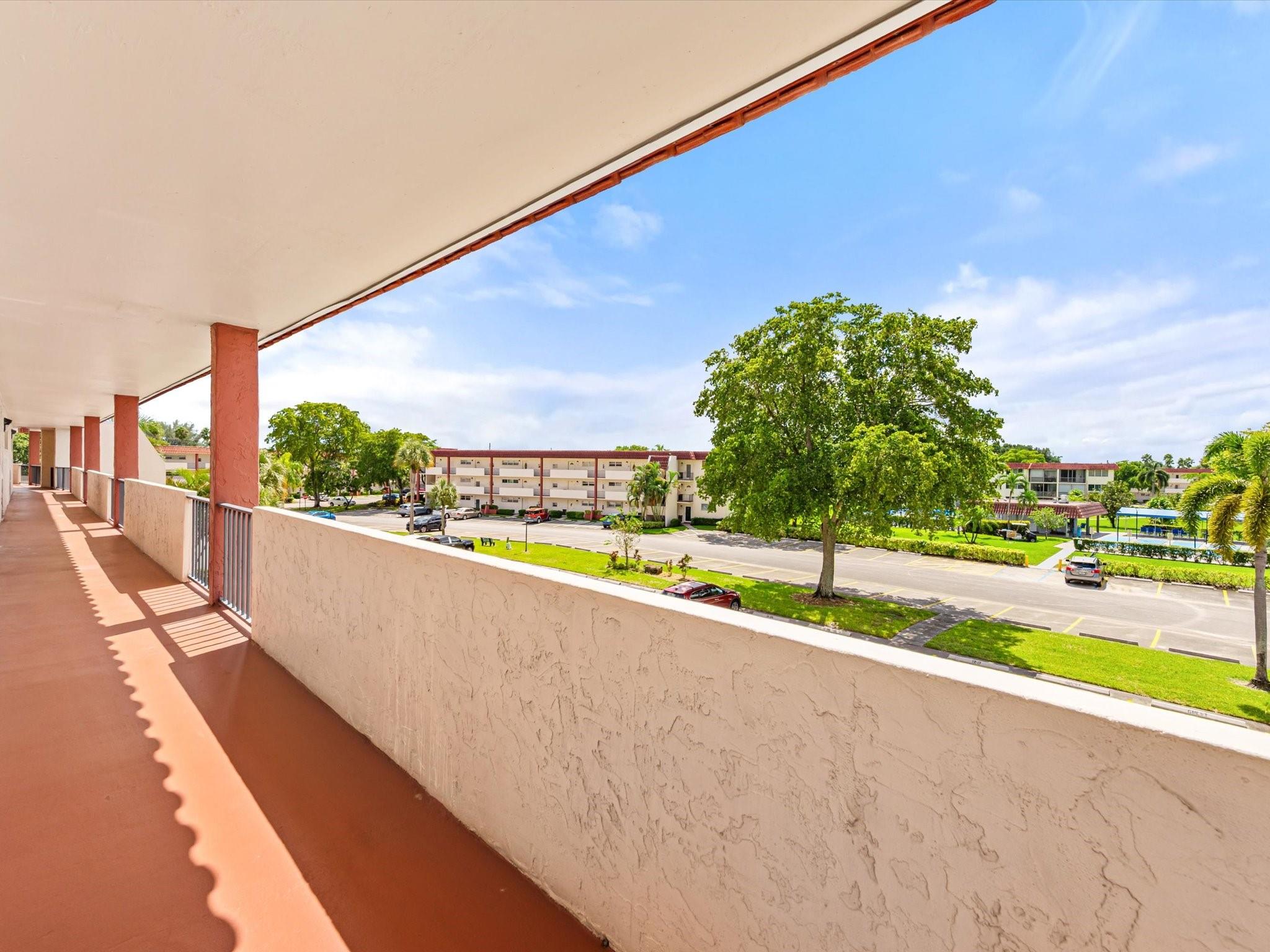 Hollybrook Golf & Tennis - Residential