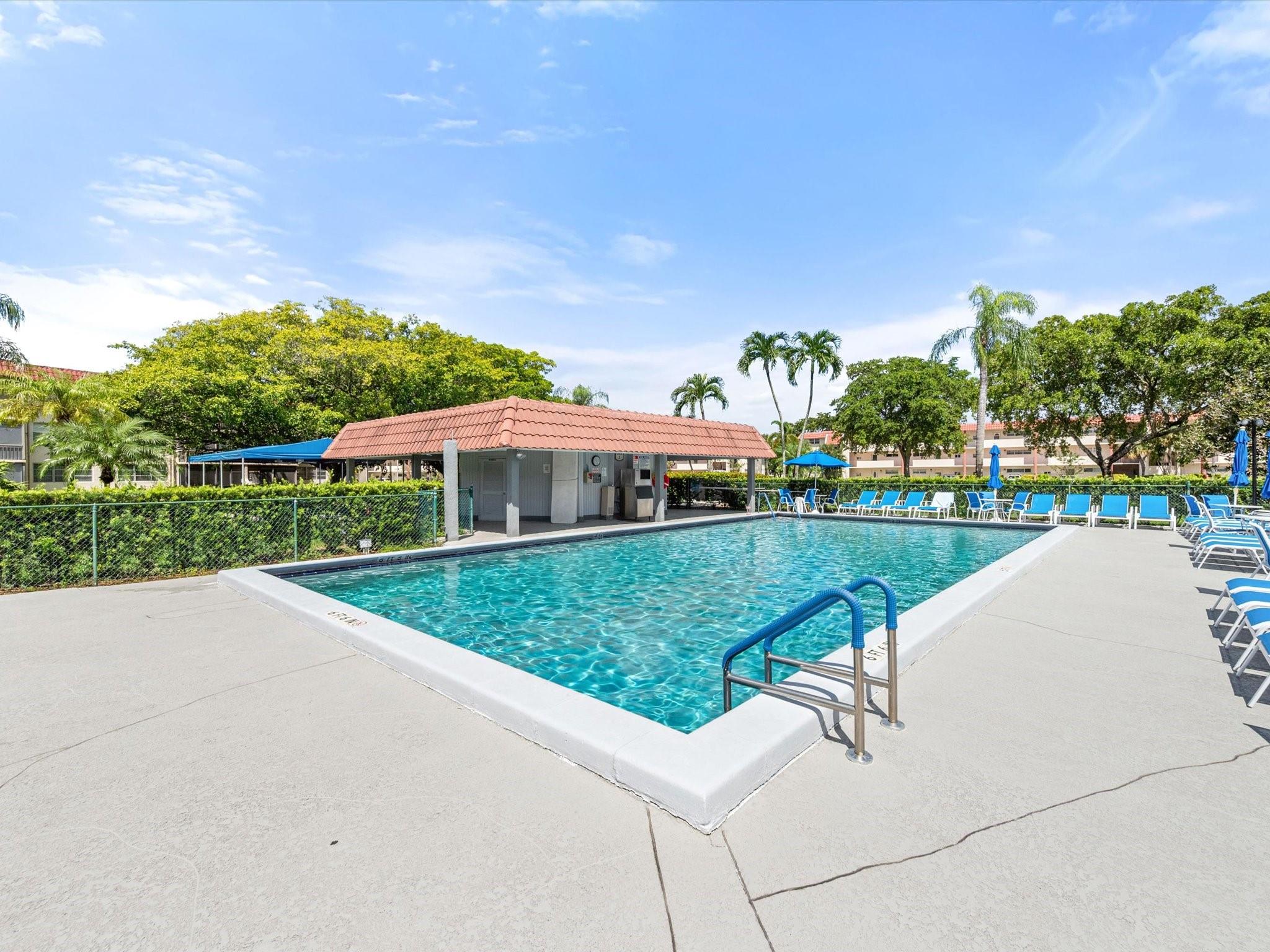 Hollybrook Golf & Tennis - Residential