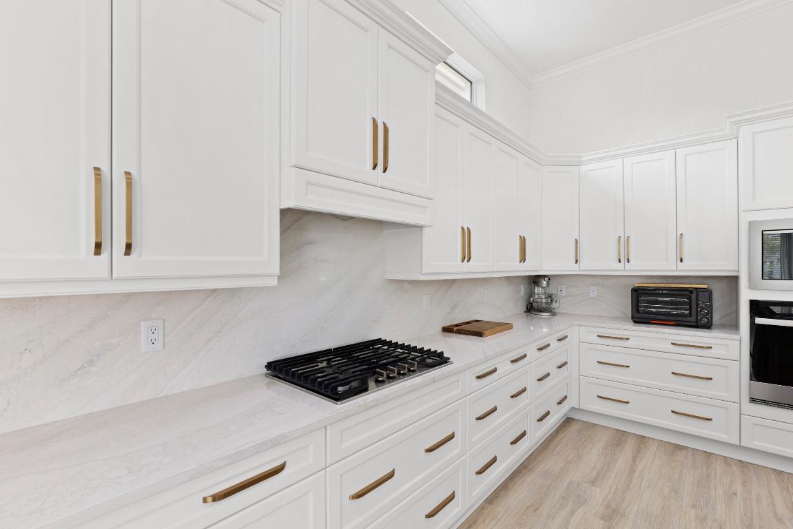 WOODLANDS OF WESTLAKE - Residential