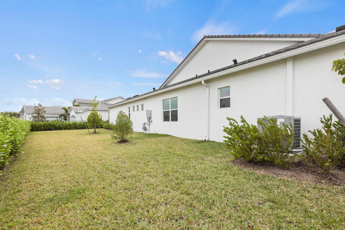 WOODLANDS OF WESTLAKE - Residential