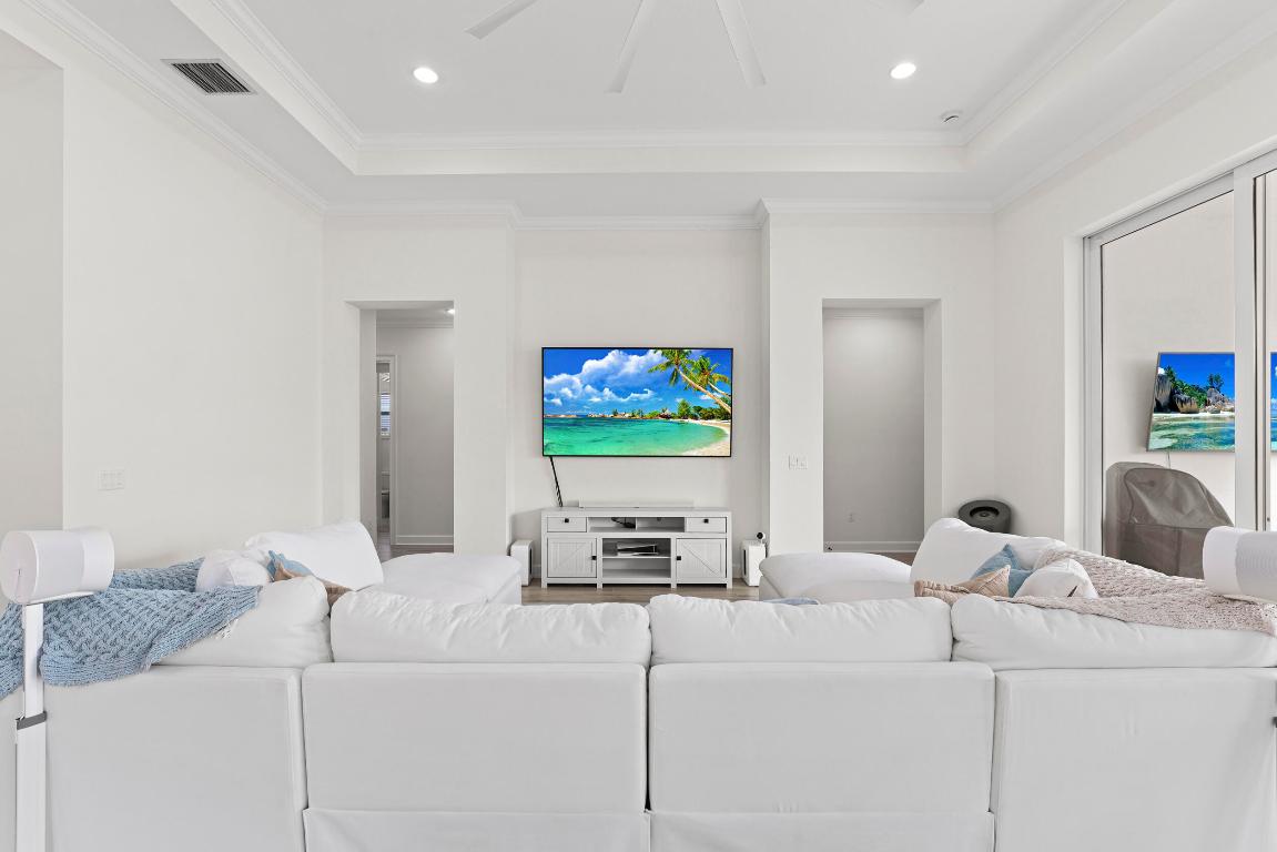 WOODLANDS OF WESTLAKE - Residential