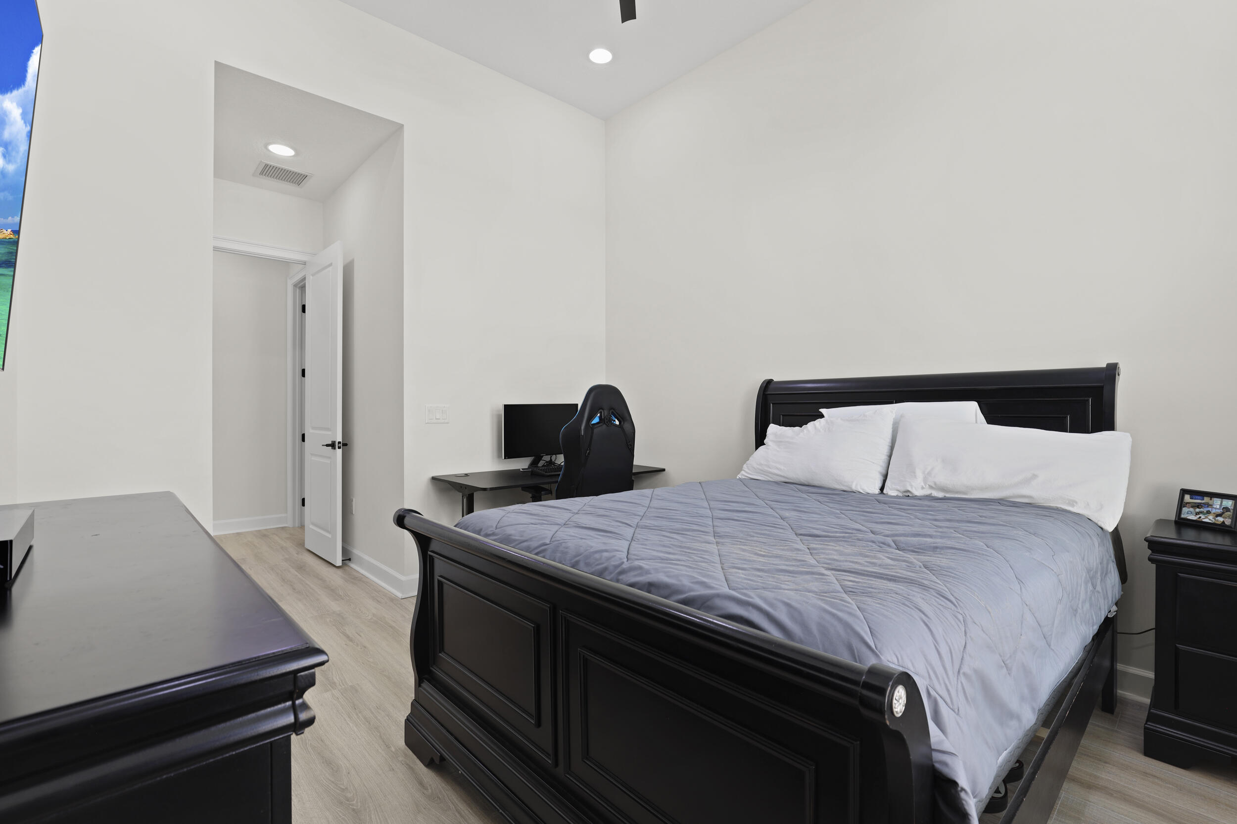 WOODLANDS OF WESTLAKE - Residential