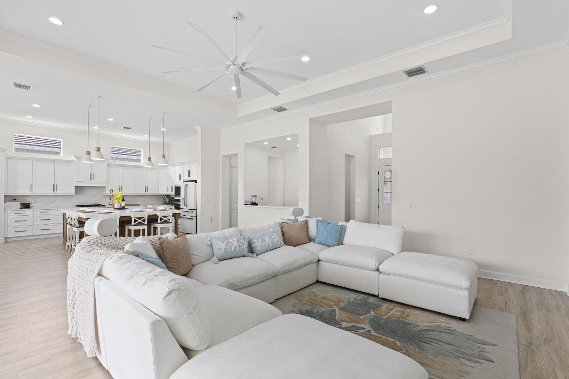 WOODLANDS OF WESTLAKE - Residential