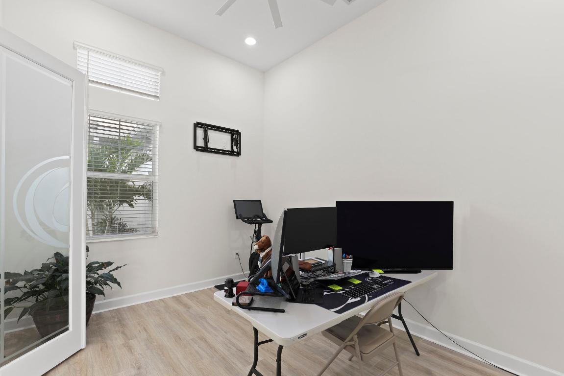 WOODLANDS OF WESTLAKE - Residential