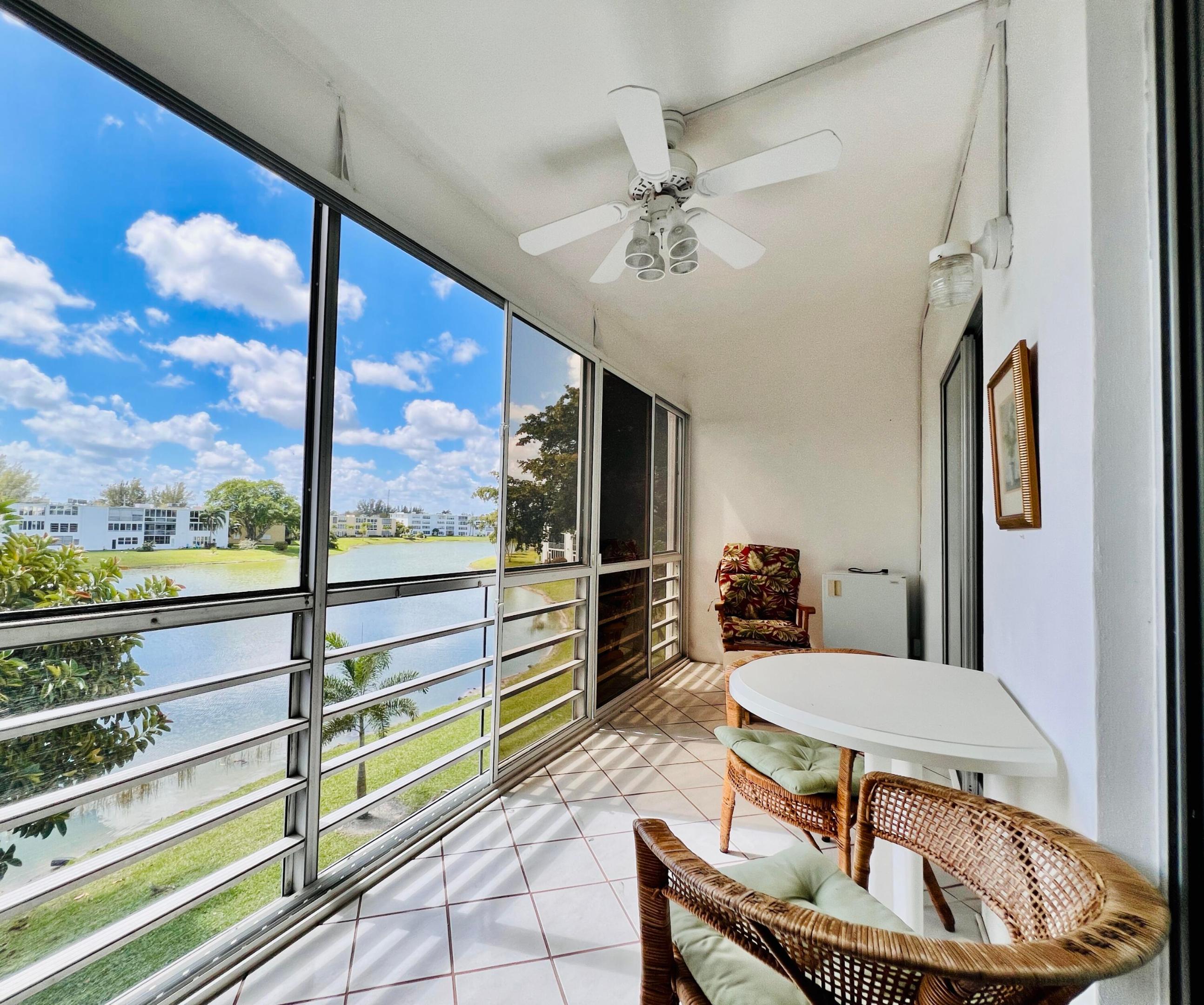 CENTURY VILLAGE - WELLINGTON CONDOS - Residential