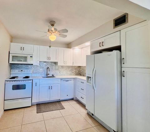 314 Wellington D West Palm Beach FL 33417