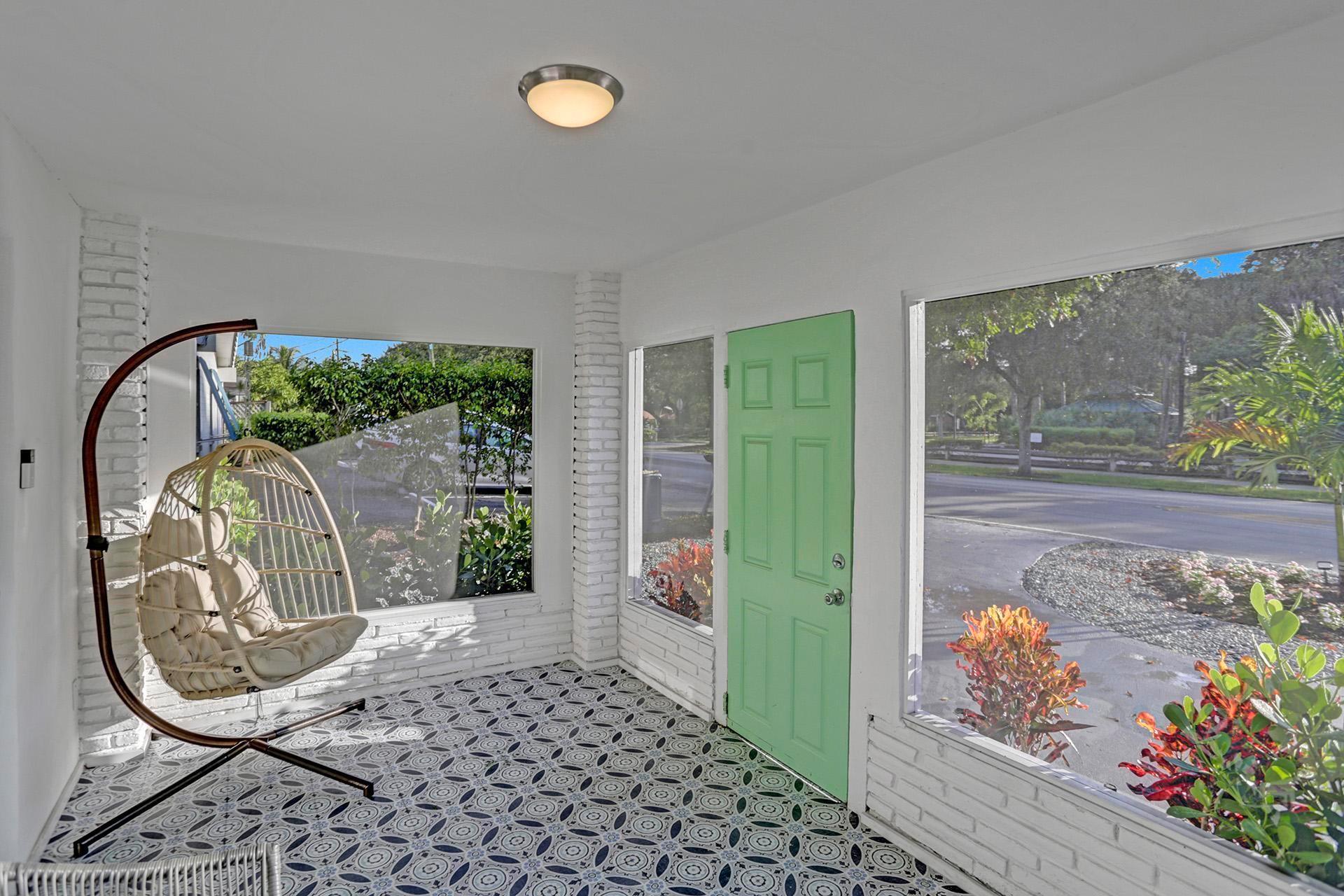 1121 SW 15th Ave