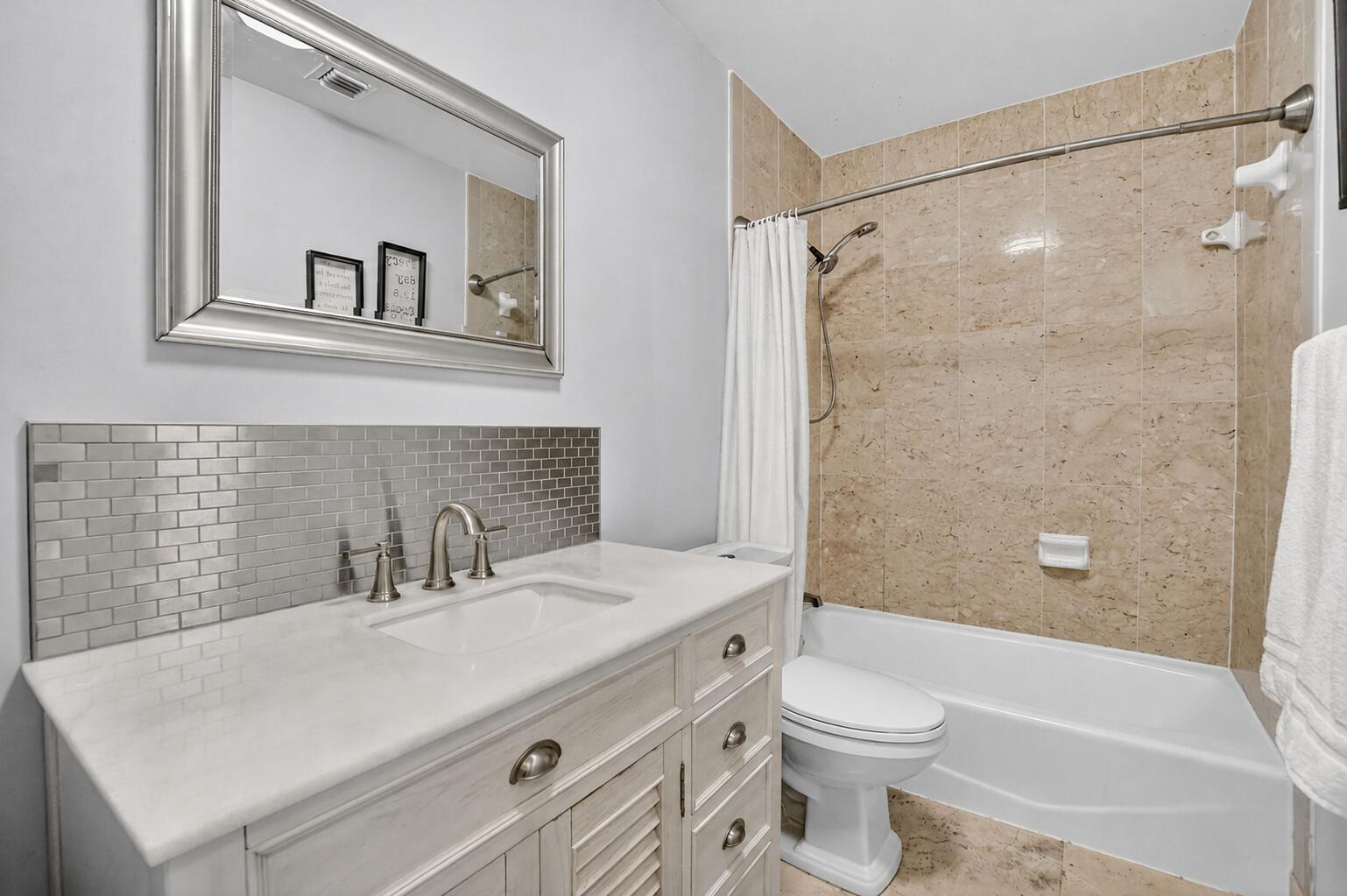 CEAIRE CONDO - Residential