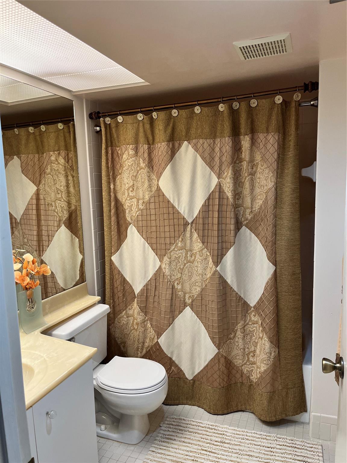 HAWTHORNE AT CENTURY VILL - Residential Lease