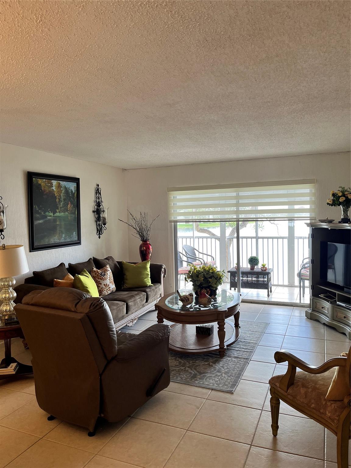 HAWTHORNE AT CENTURY VILL - Residential Lease