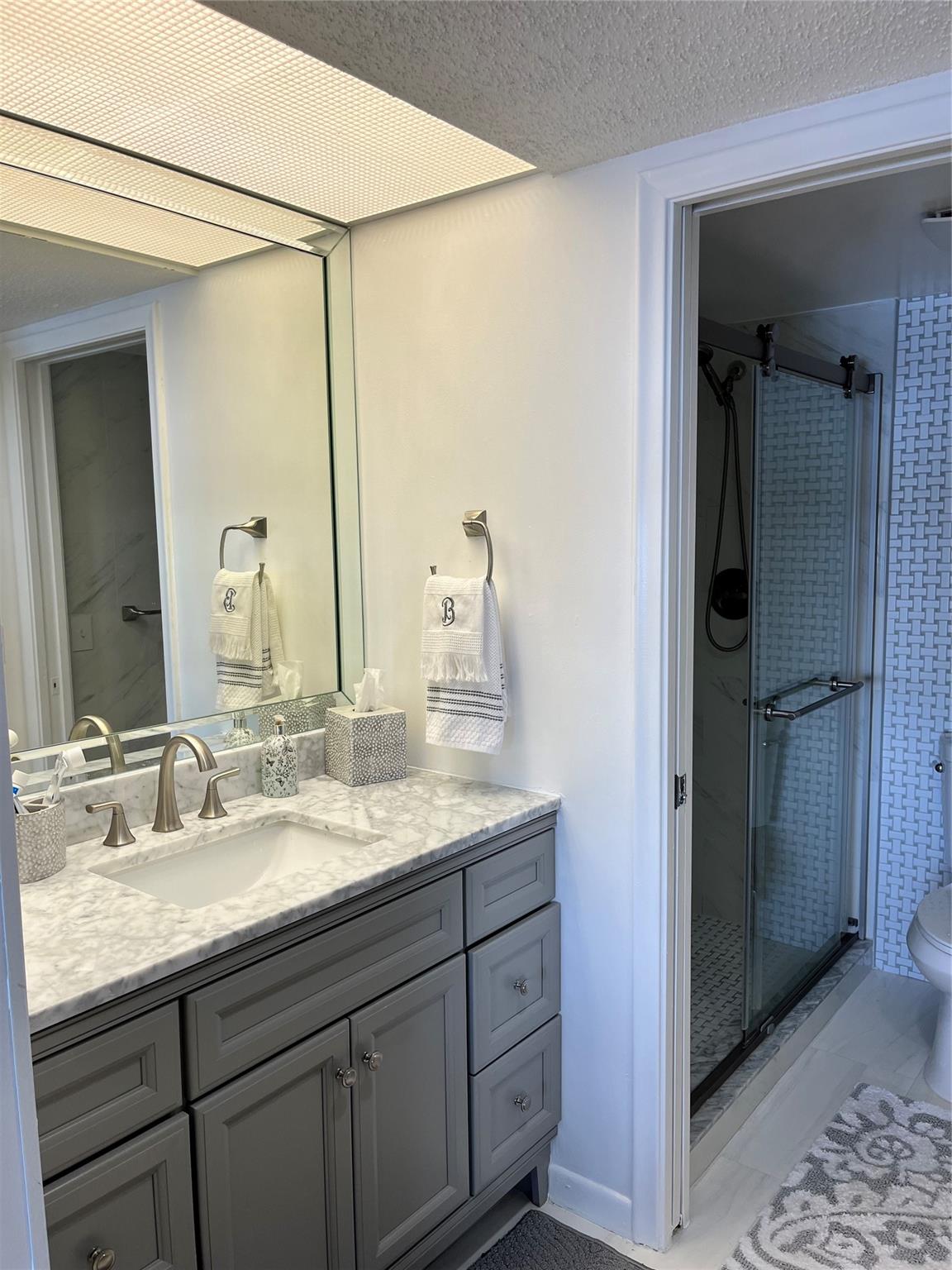 HAWTHORNE AT CENTURY VILL - Residential Lease