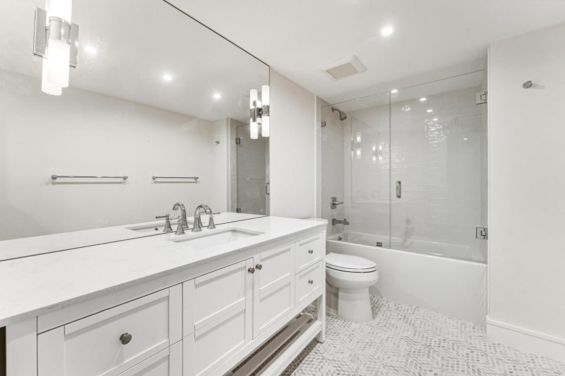 WINTHROP HOUSE CONDO - Residential