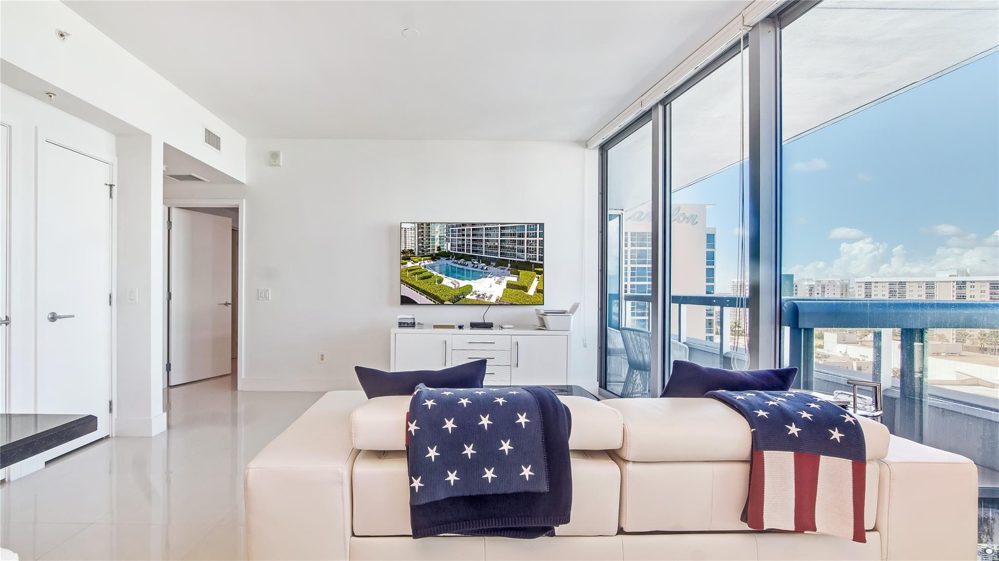 Carillon - Residential