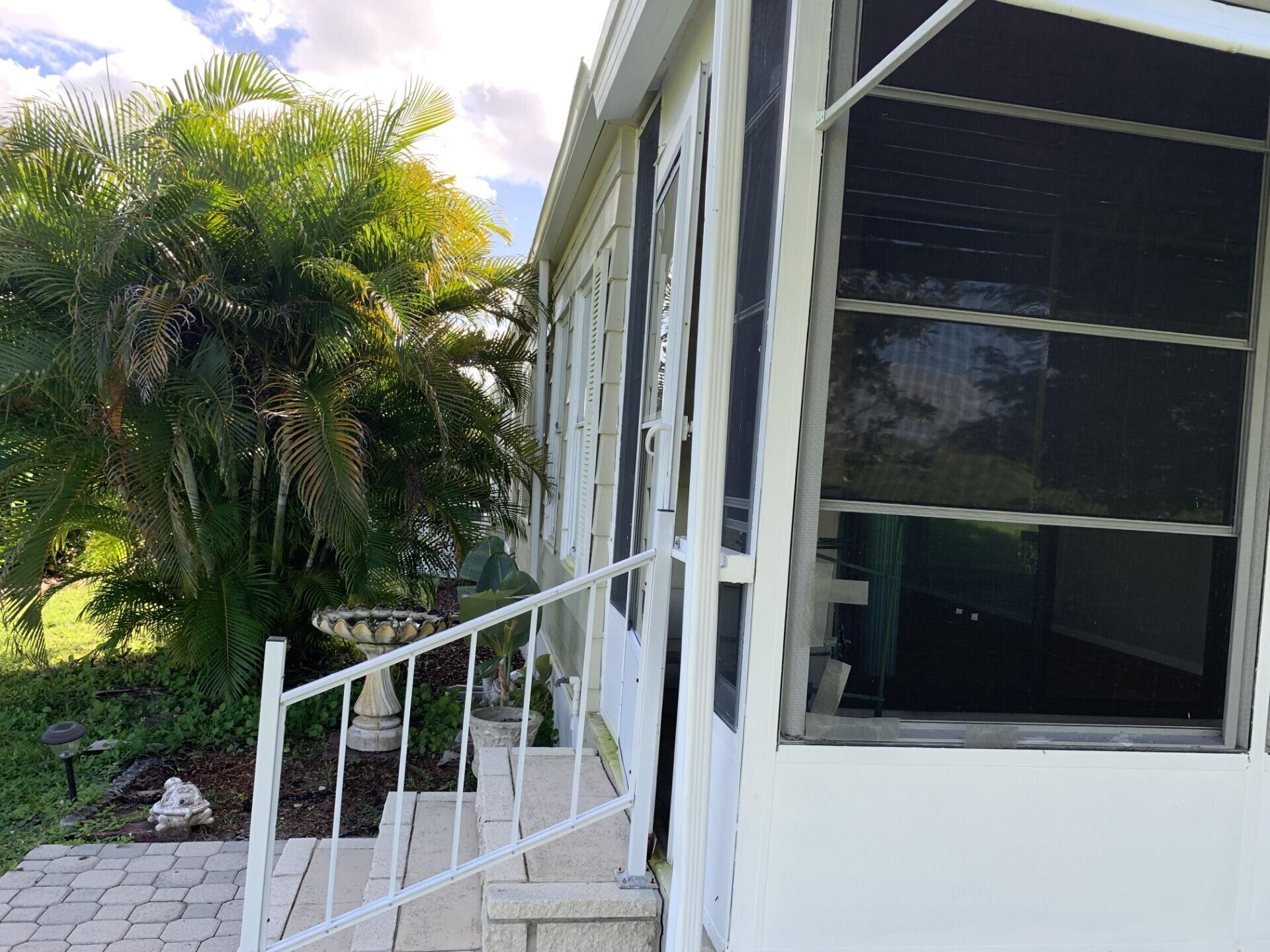 Spanish Lakes Country Clu - Residential