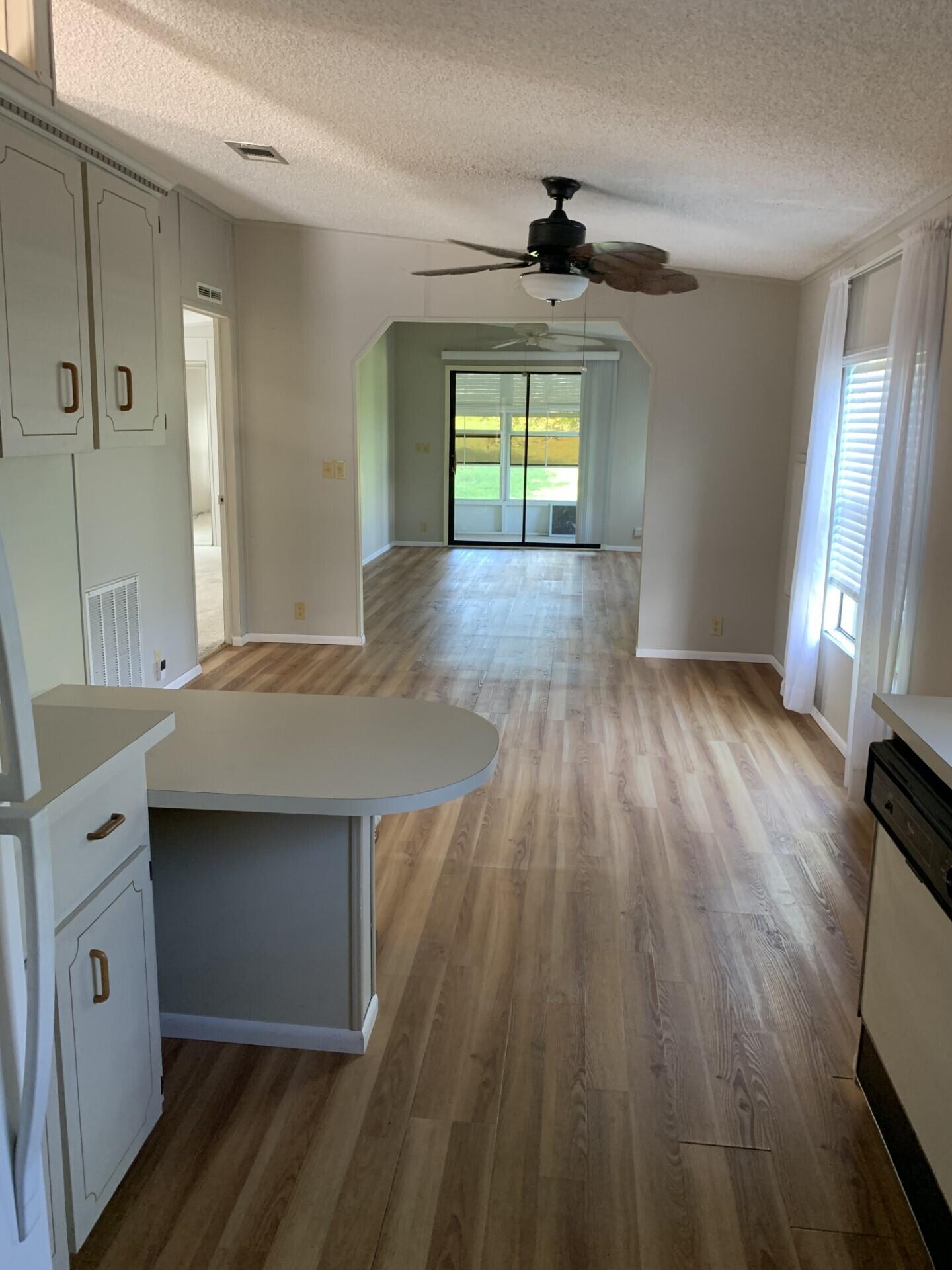 Spanish Lakes Country Clu - Residential