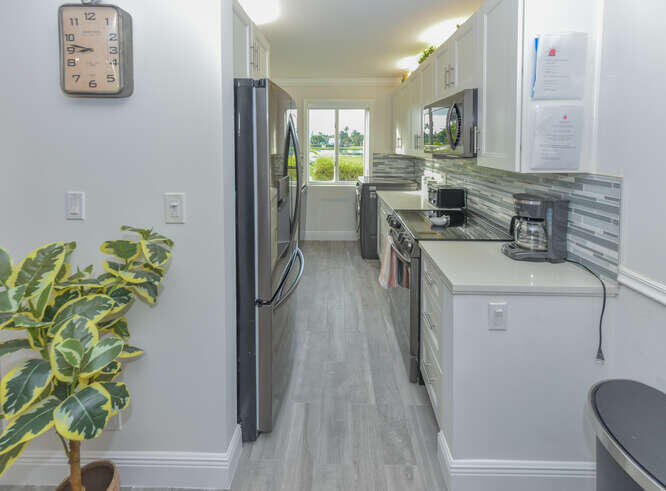 JUPITER BAY ONE THRU SIX CONDO - Residential Lease