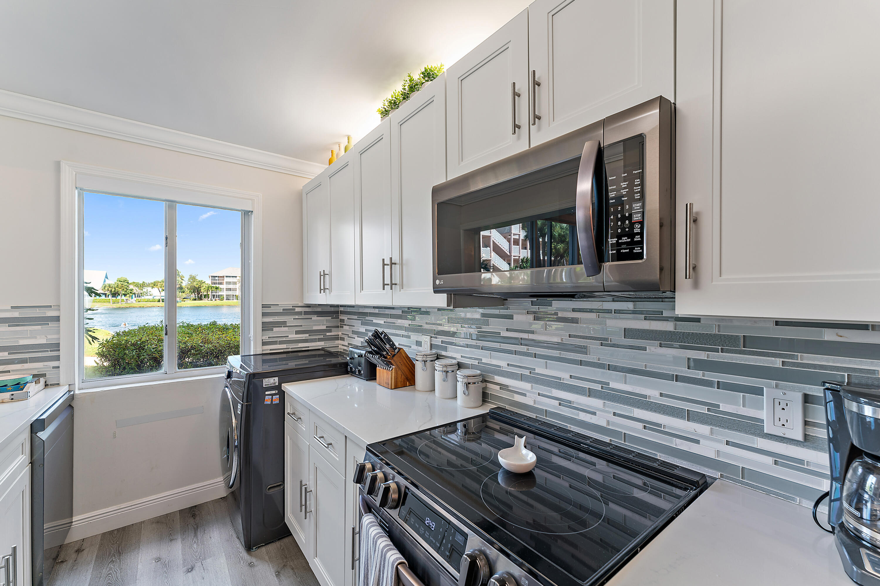 JUPITER BAY ONE THRU SIX CONDO - Residential Lease