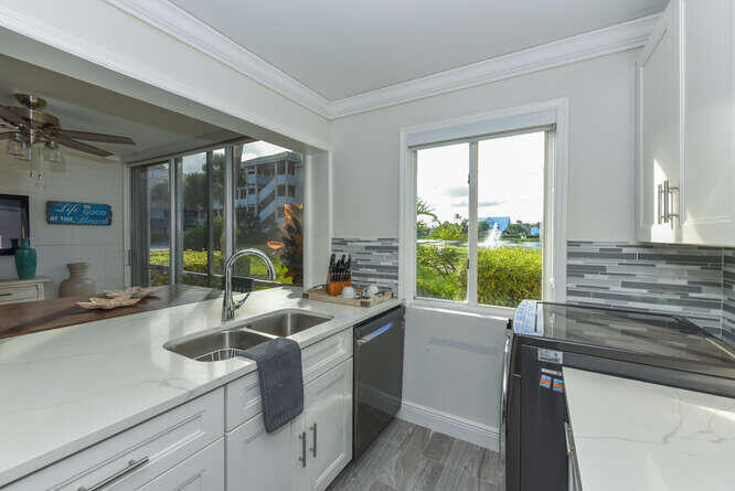 JUPITER BAY ONE THRU SIX CONDO - Residential Lease