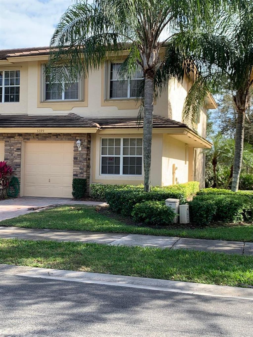 Photo of 5399 SE Moseley Drive, Stuart, FL 34997 (MLS # R10880378)