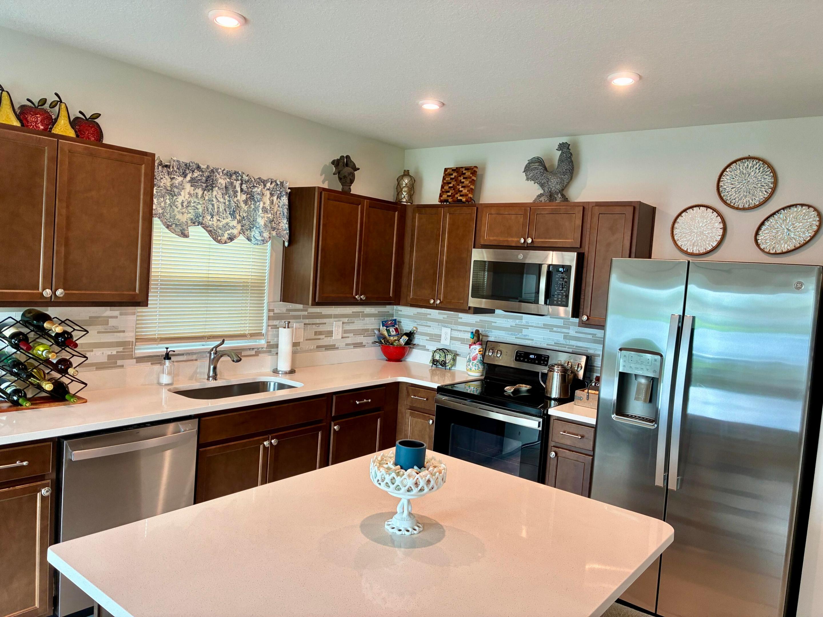 AVALON CROSSING PHASE II - Residential