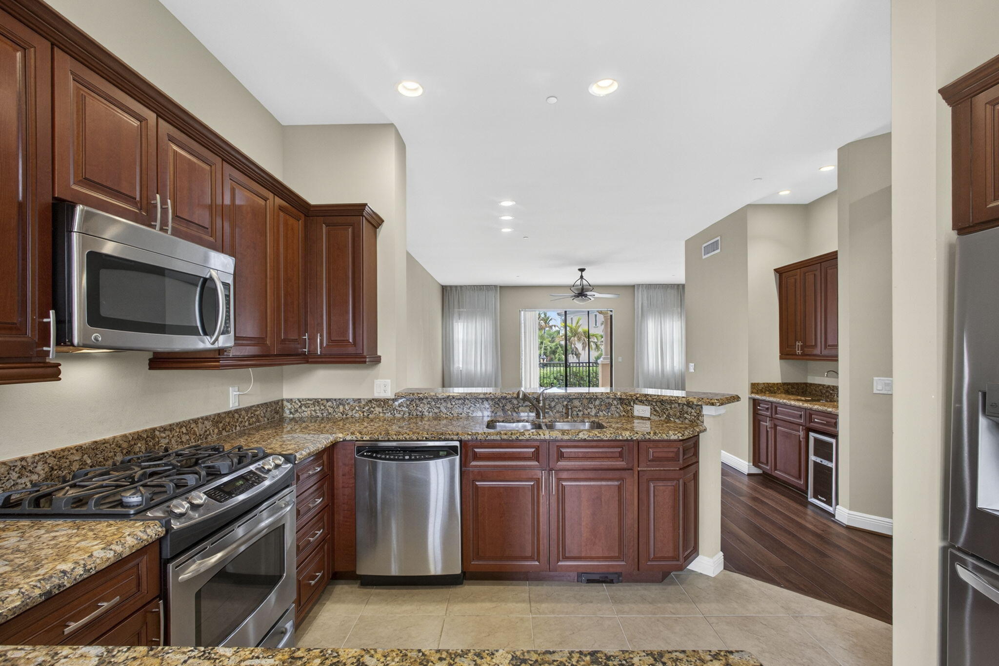 CASA DEL SOL OF TEQUESTA - Residential