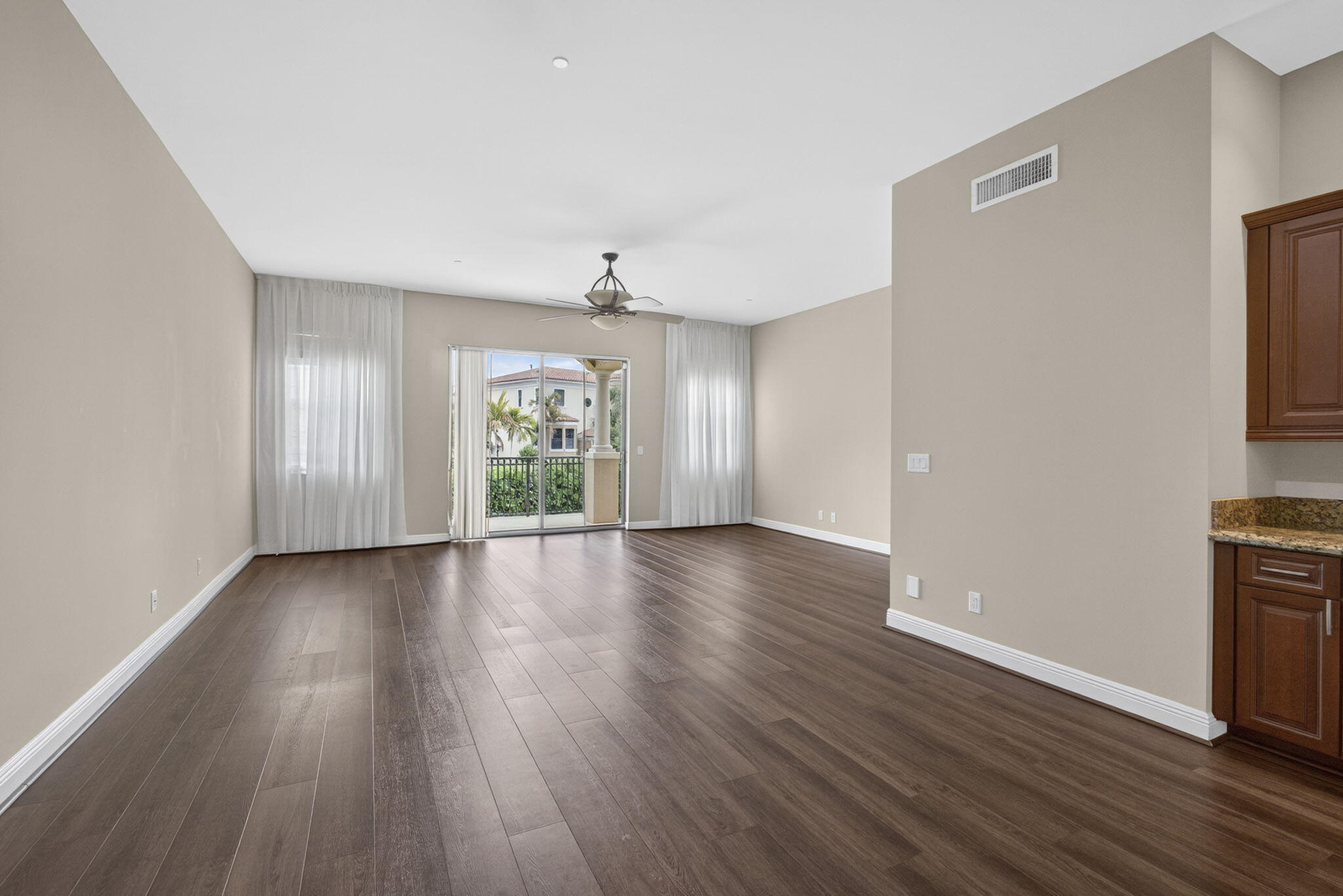 CASA DEL SOL OF TEQUESTA - Residential