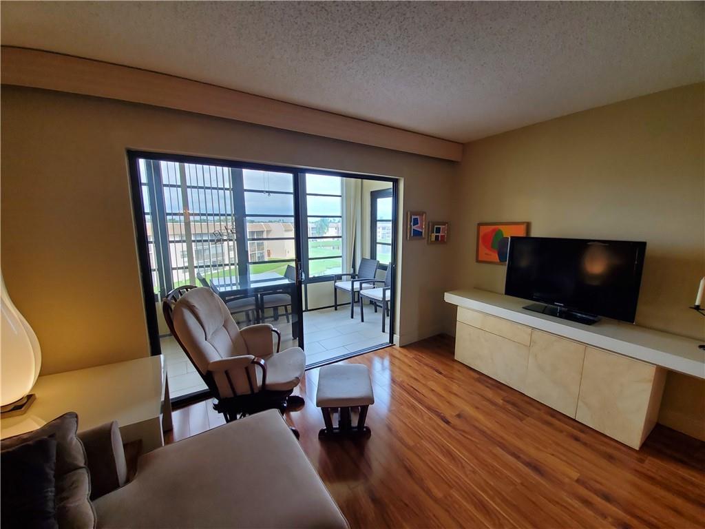 Sunrise Lakes Phase 4 - Residential