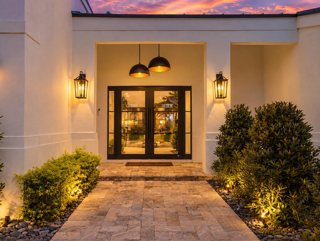 Properties | Stephanie Kaufman 4909 PINEVIEW Circle