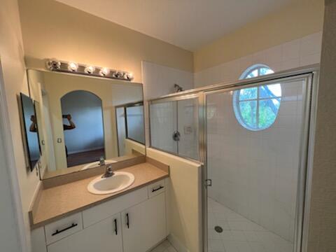 LINKS AT EMERALD DUNES CONDO - Residential Lease