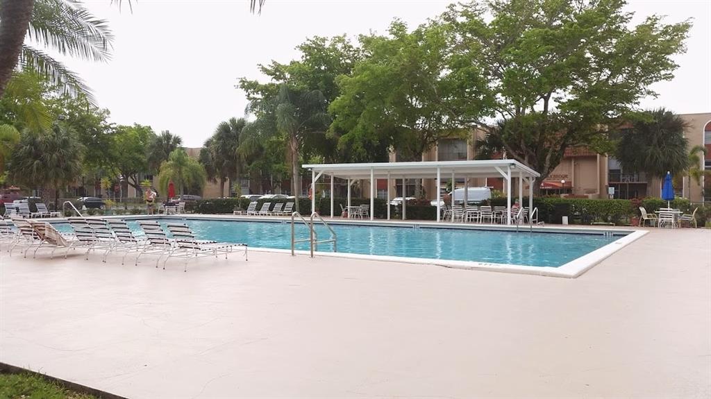 Oakbrook Village - Residential