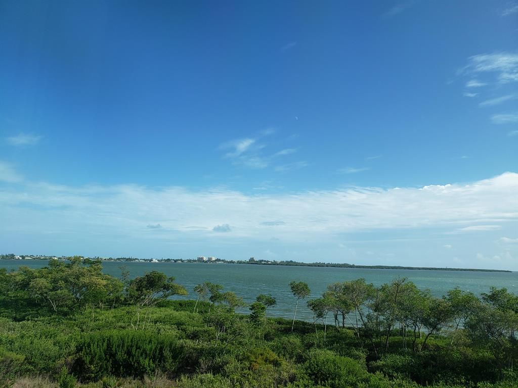 Photo of 26 Harbour Isle Drive Dr W #301, Hutchinson Island, FL 34949 (MLS # R10665689)