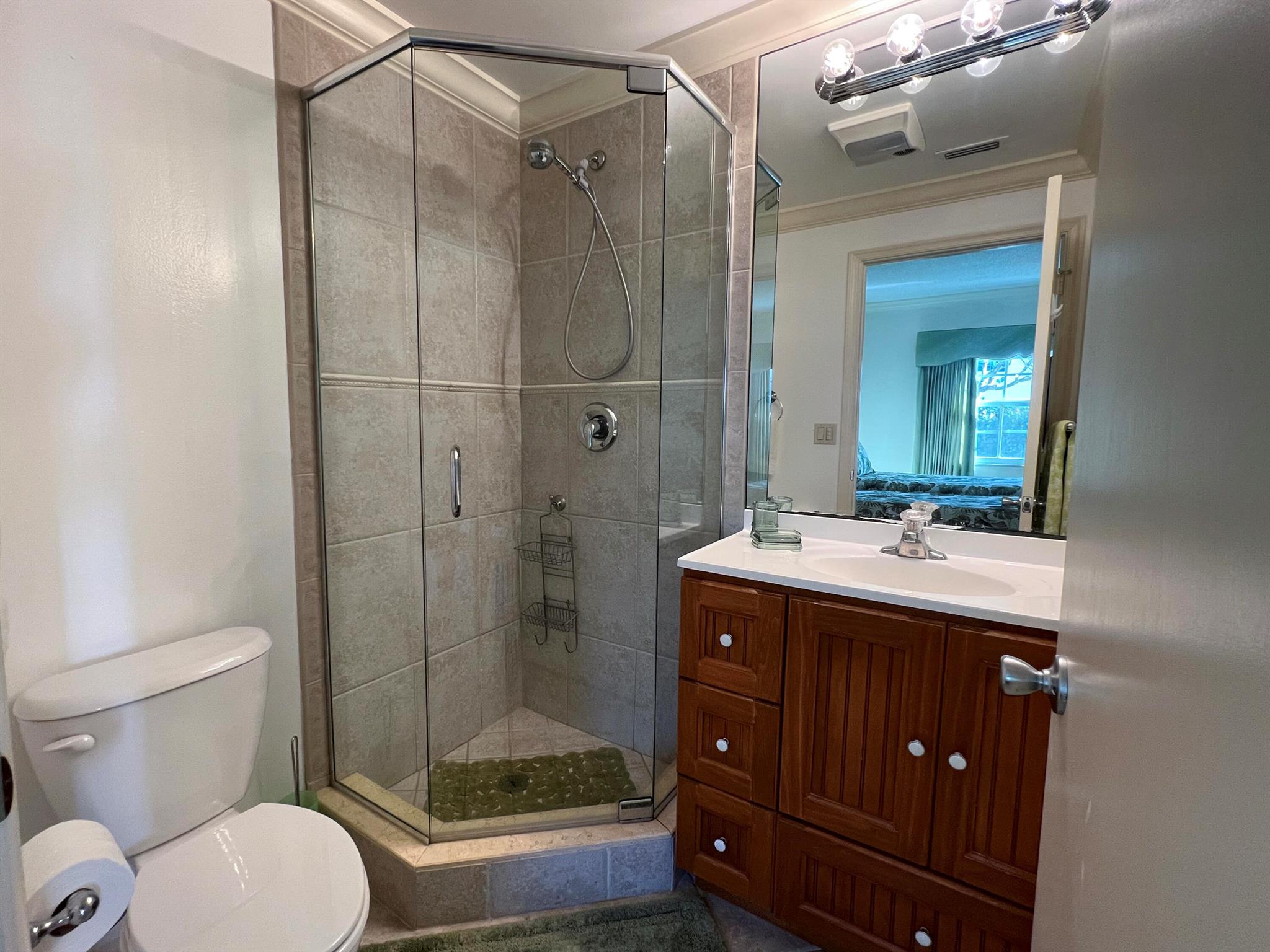 400 S Ocean Boulevard 103a